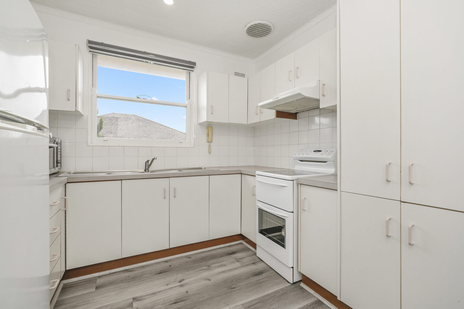 5/9 Olive Street, Kingsgrove NSW 2208 – photo 3 of 5