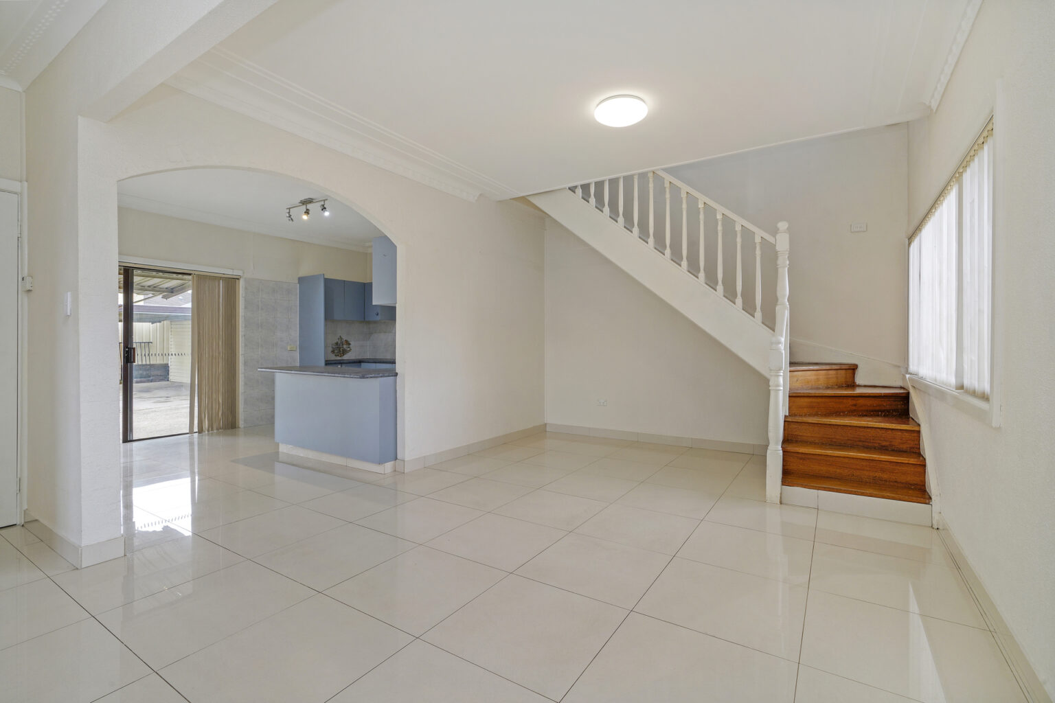 7 Saunders Avenue, Liverpool NSW 2170 – photo 3 of 8