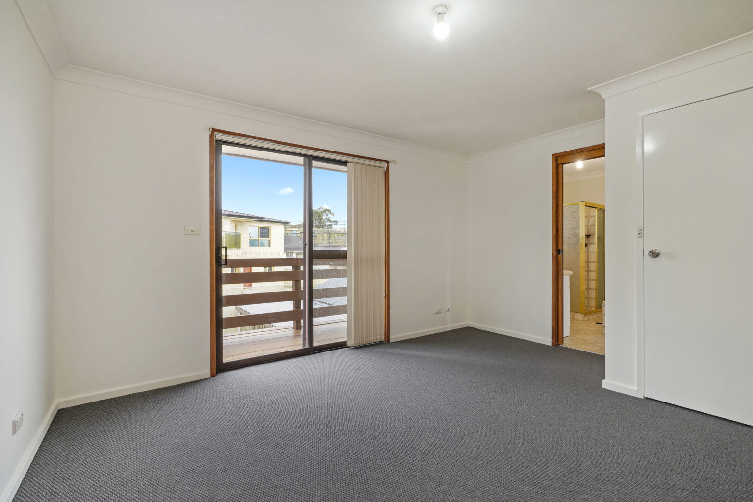 7 Saunders Avenue, Liverpool NSW 2170 – photo 7 of 8