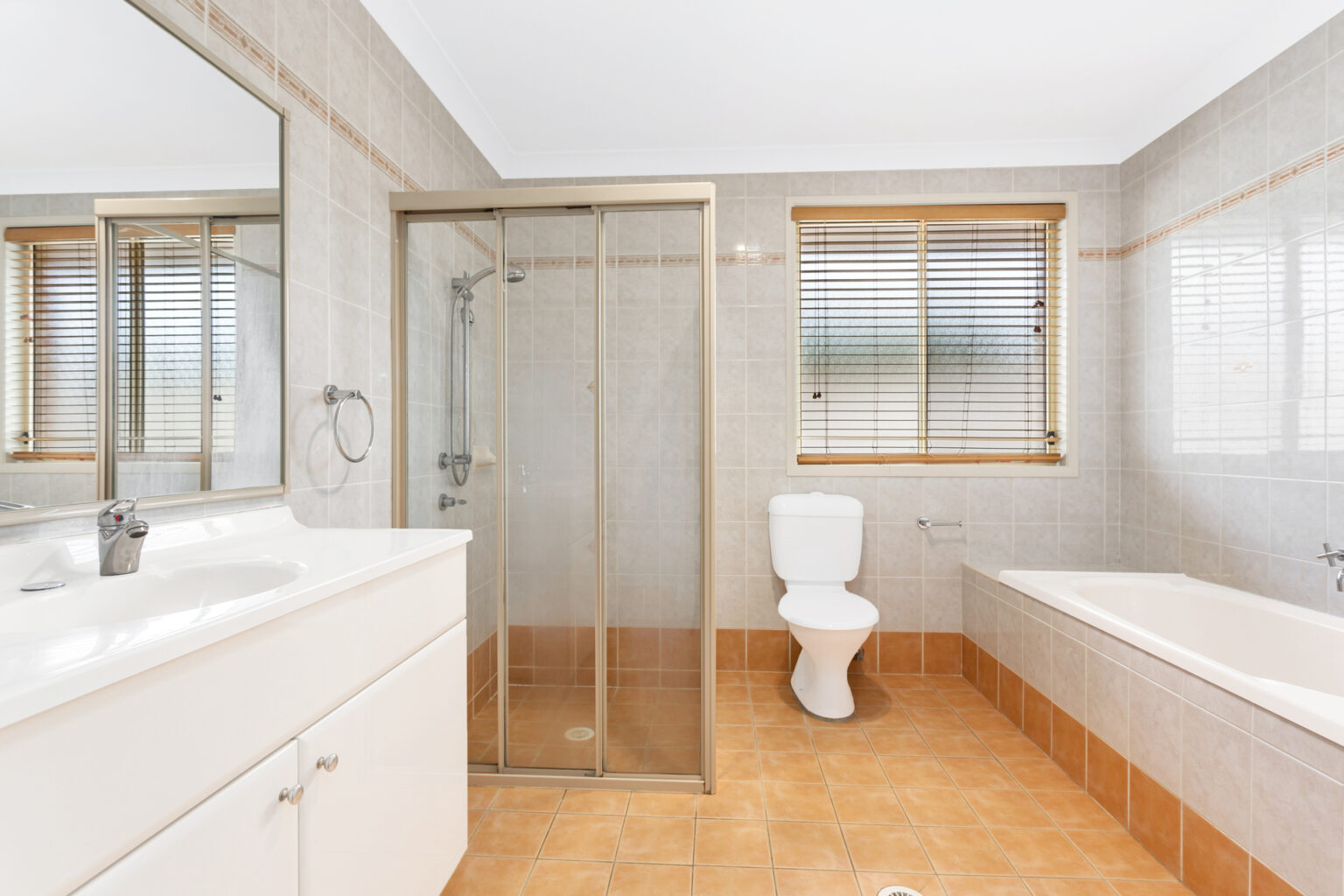 27 Turbott Avenue, Harrington Park NSW 2567 – photo 7 of 13