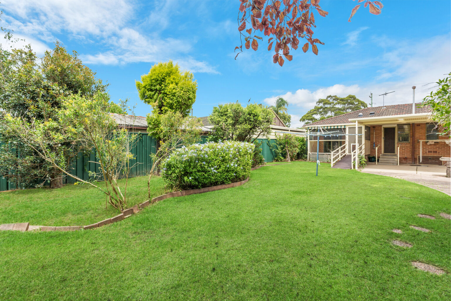 29 Sadleir Avenue, Ashcroft NSW 2168 – photo 8 of 11