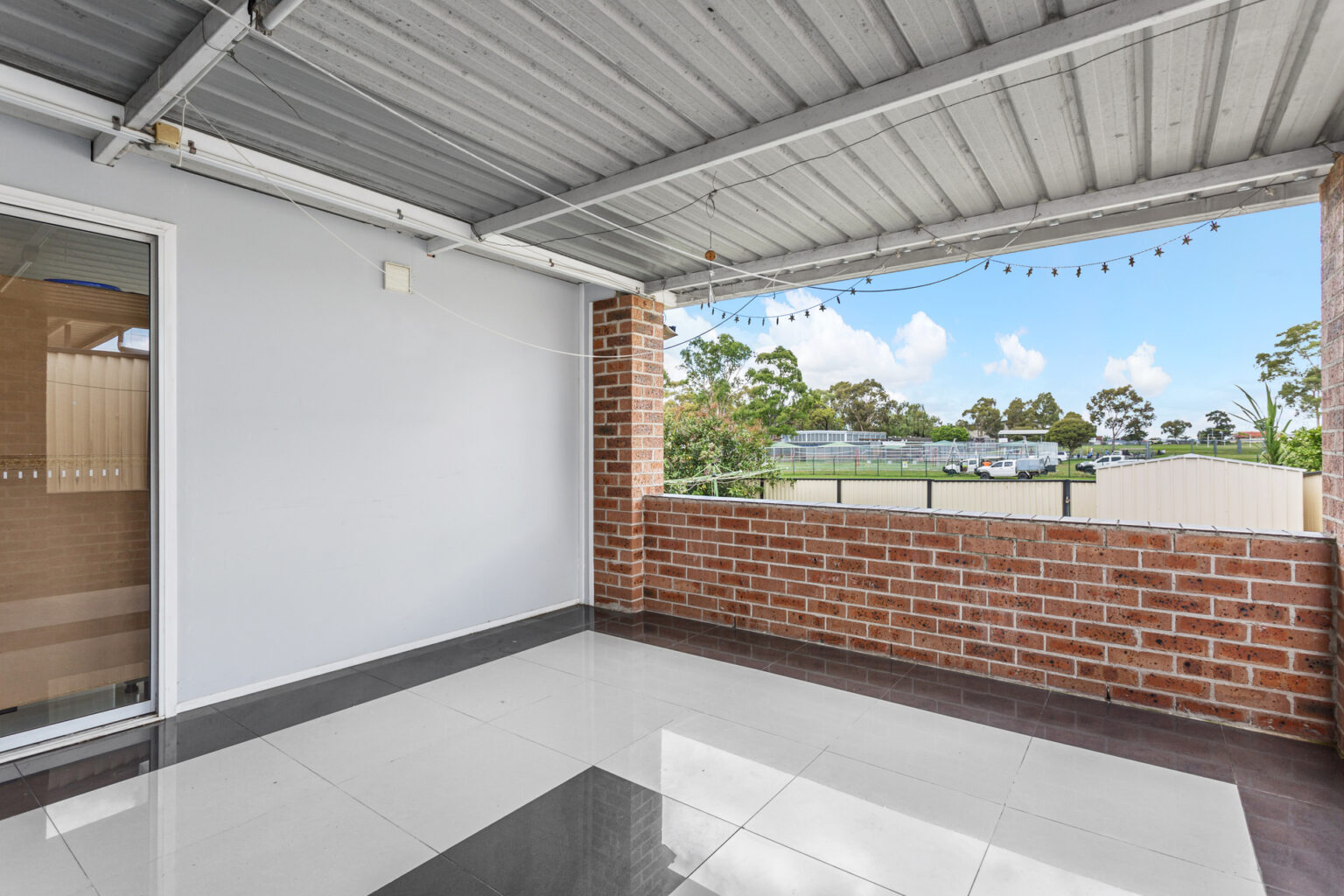 7 Bulbul Avenue, Green Valley NSW 2168 – photo 8 of 10