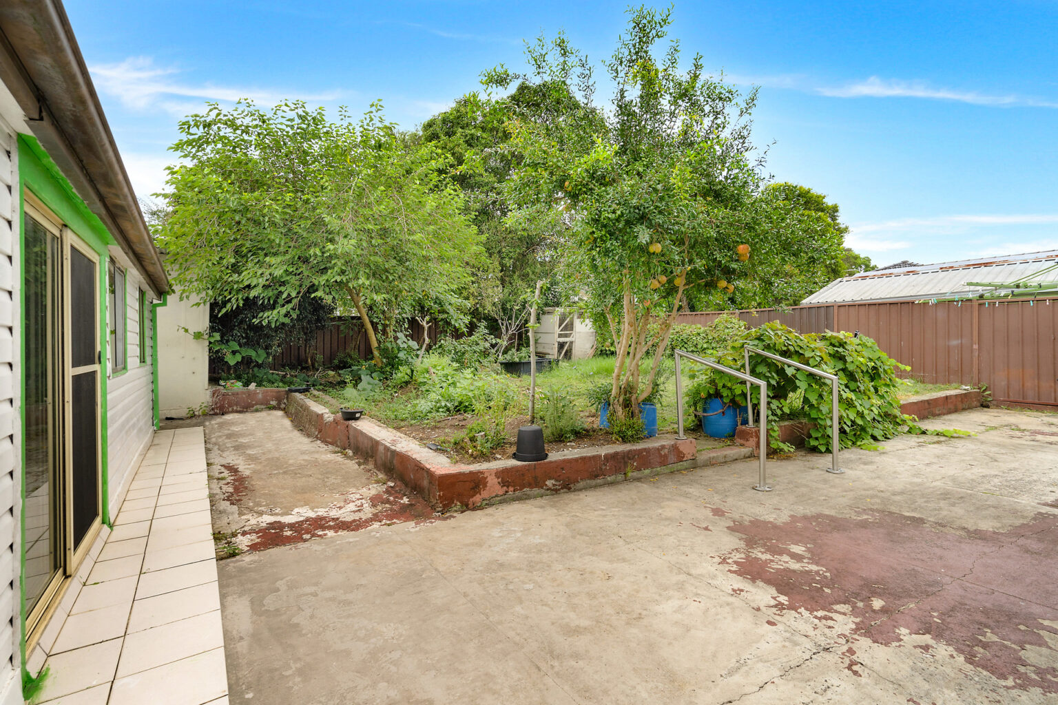 12 Amalfi Street, Lurnea NSW 2170 – photo 9 of 9