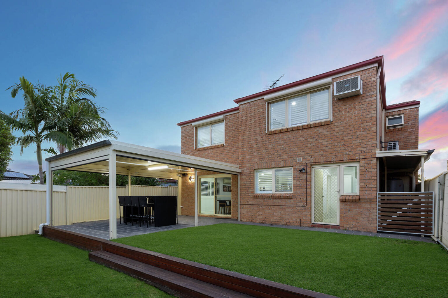 18 Thirroul Circuit, Prestons NSW 2170 – photo 11 of 12