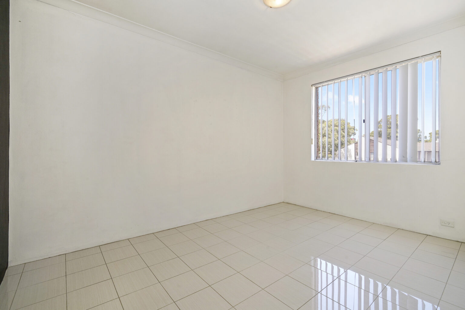 32/4 Beale Street, Liverpool NSW 2170 – photo 4 of 6