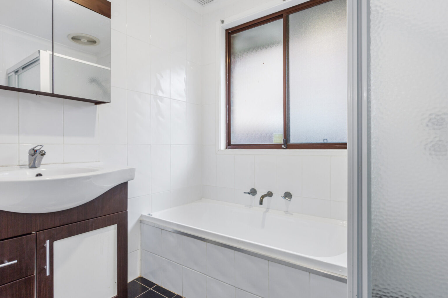 30 Parma Crescent, St Helens Park NSW 2560 – photo 6 of 9