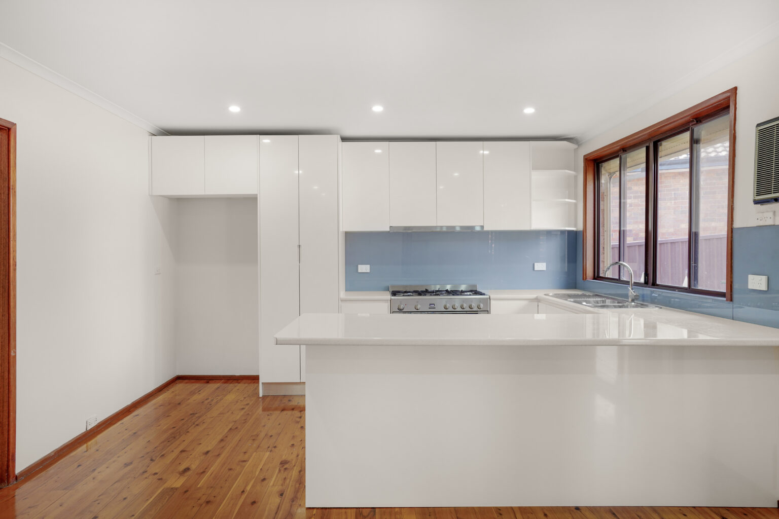 6 Morar Place, St Andrews NSW 2566