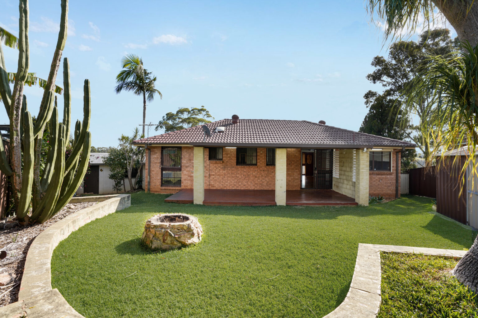 6 Morar Place, St Andrews NSW 2566 – photo 6 of 7