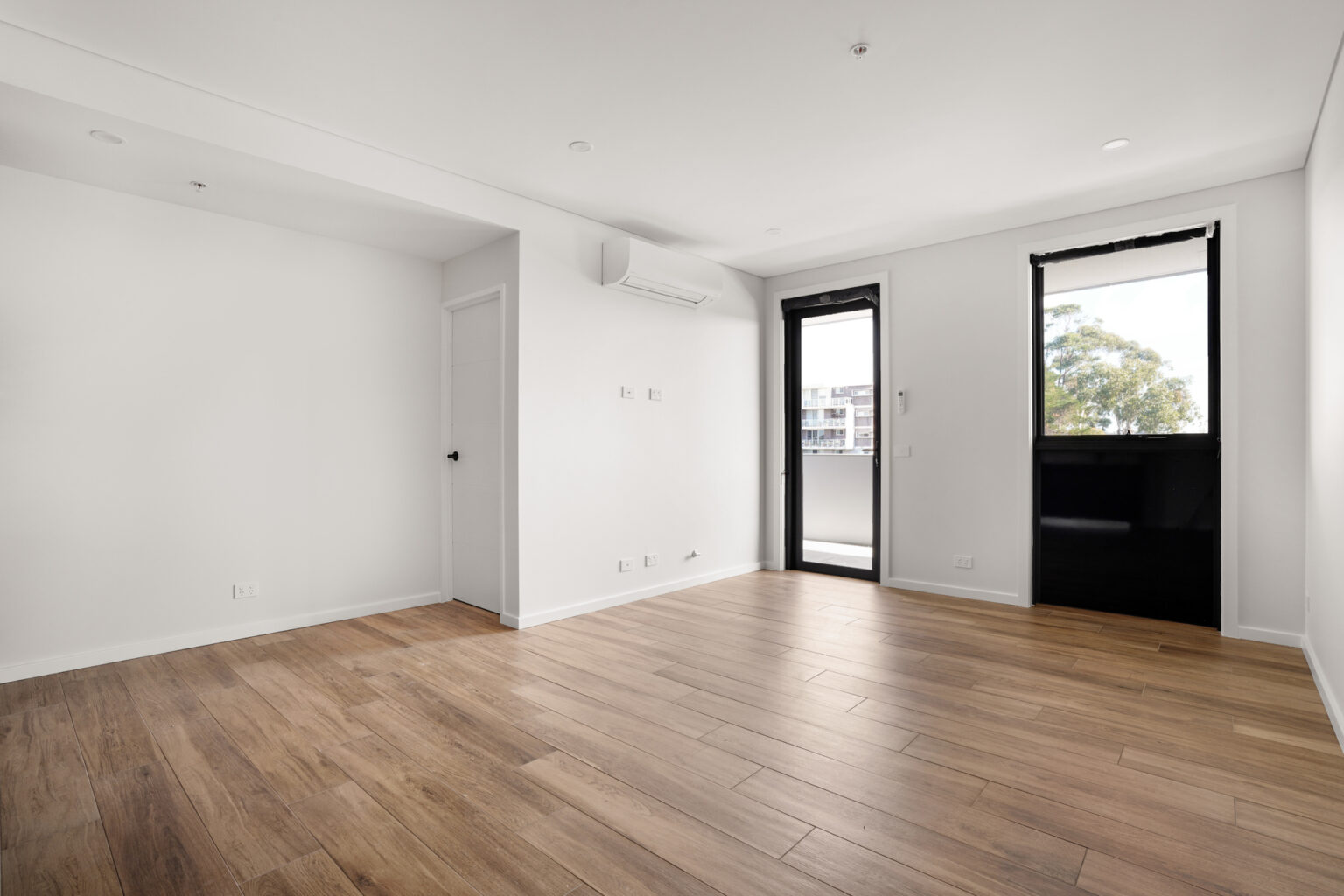 56/51-55 Hutton Road, Edmondson Park NSW 2174 – photo 2 of 7