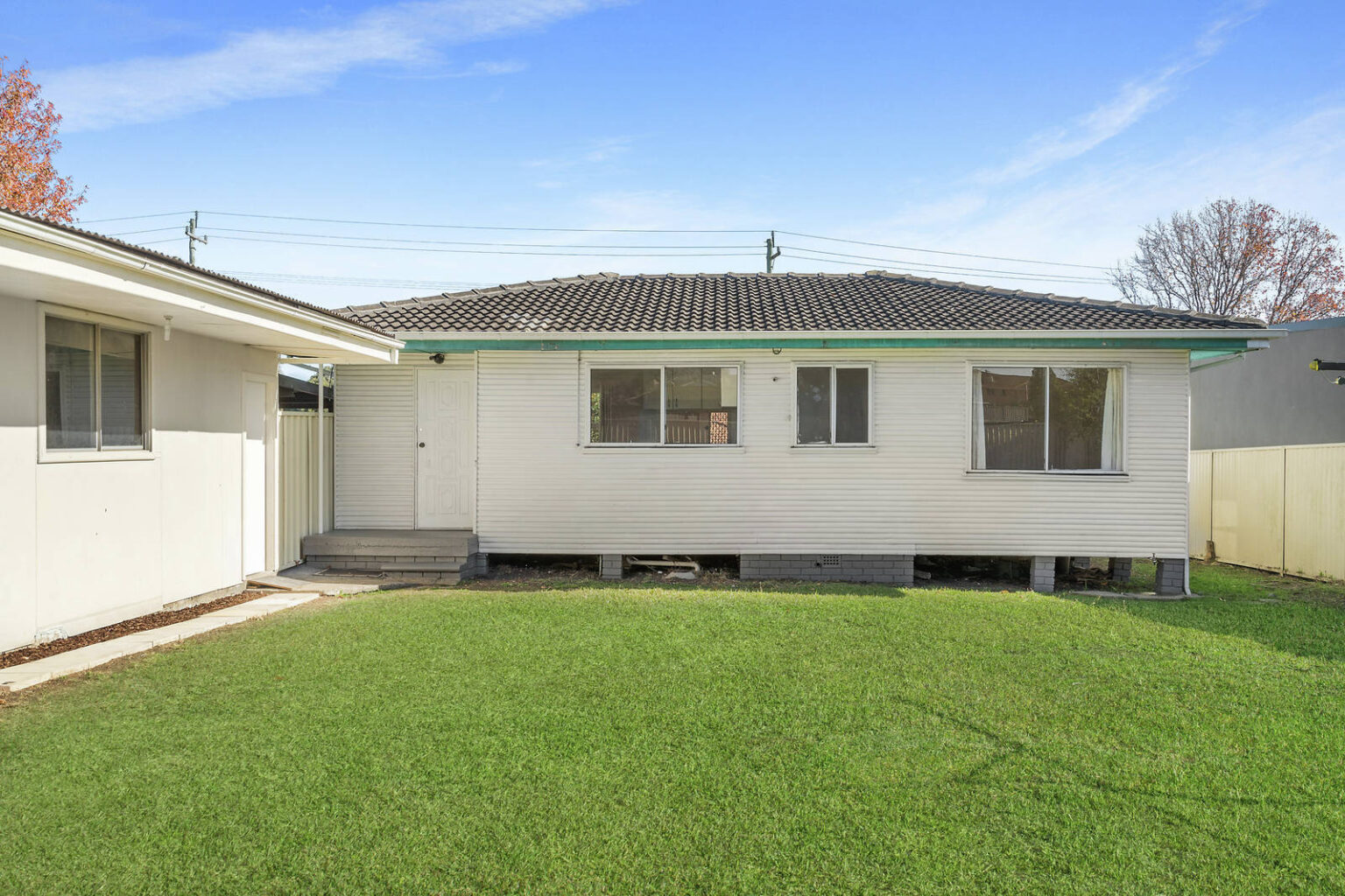 24 Amalfi Street, Lurnea NSW 2170 – photo 9 of 9