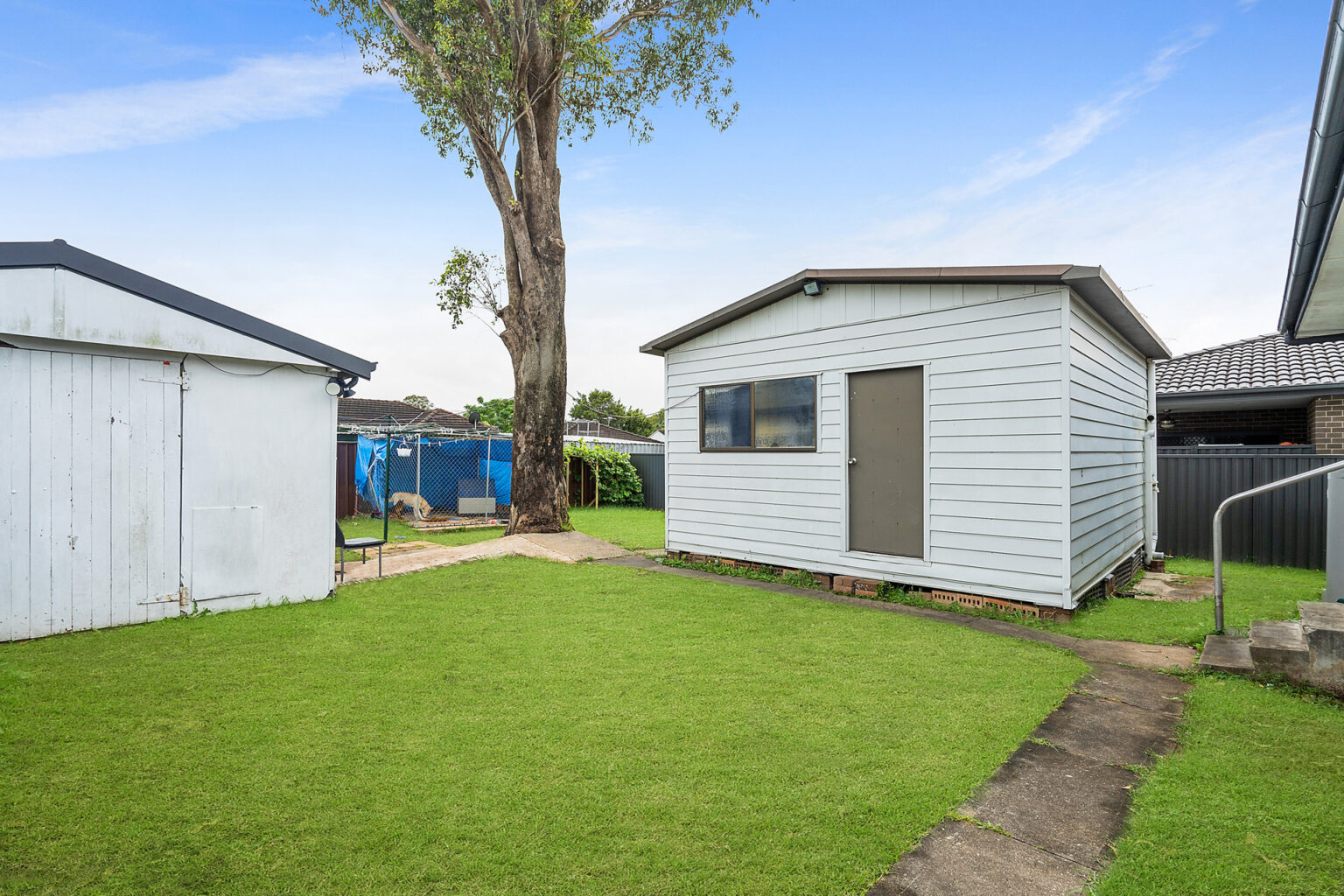 13 Catherine Avenue, Lurnea NSW 2170 – photo 2 of 7