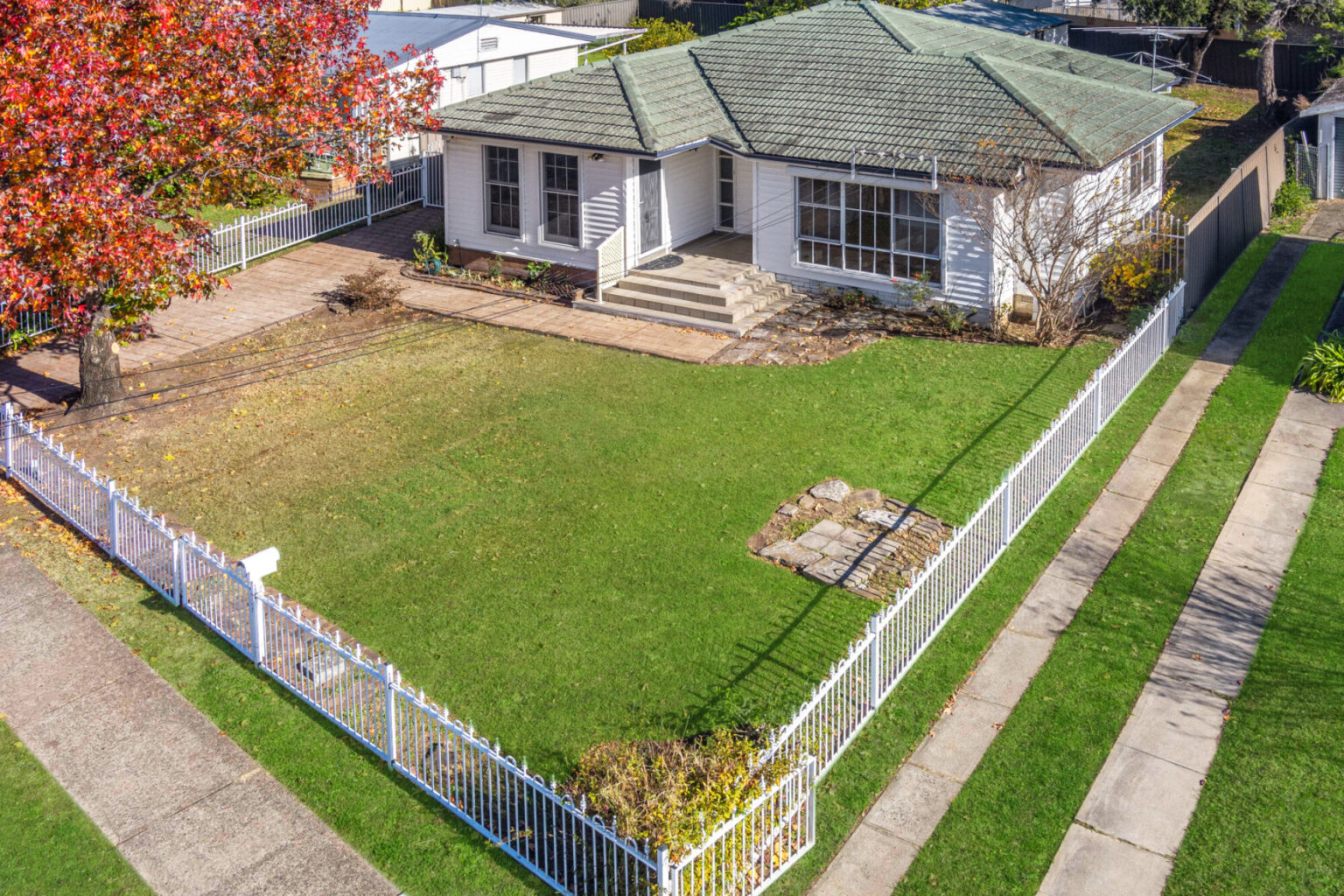 7 Brain Avenue, Lurnea NSW 2170 – photo 12 of 15