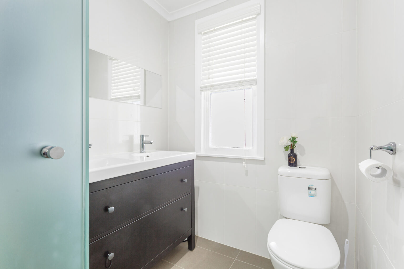 39 Yalta Street, Sadleir NSW 2168 – photo 6 of 9