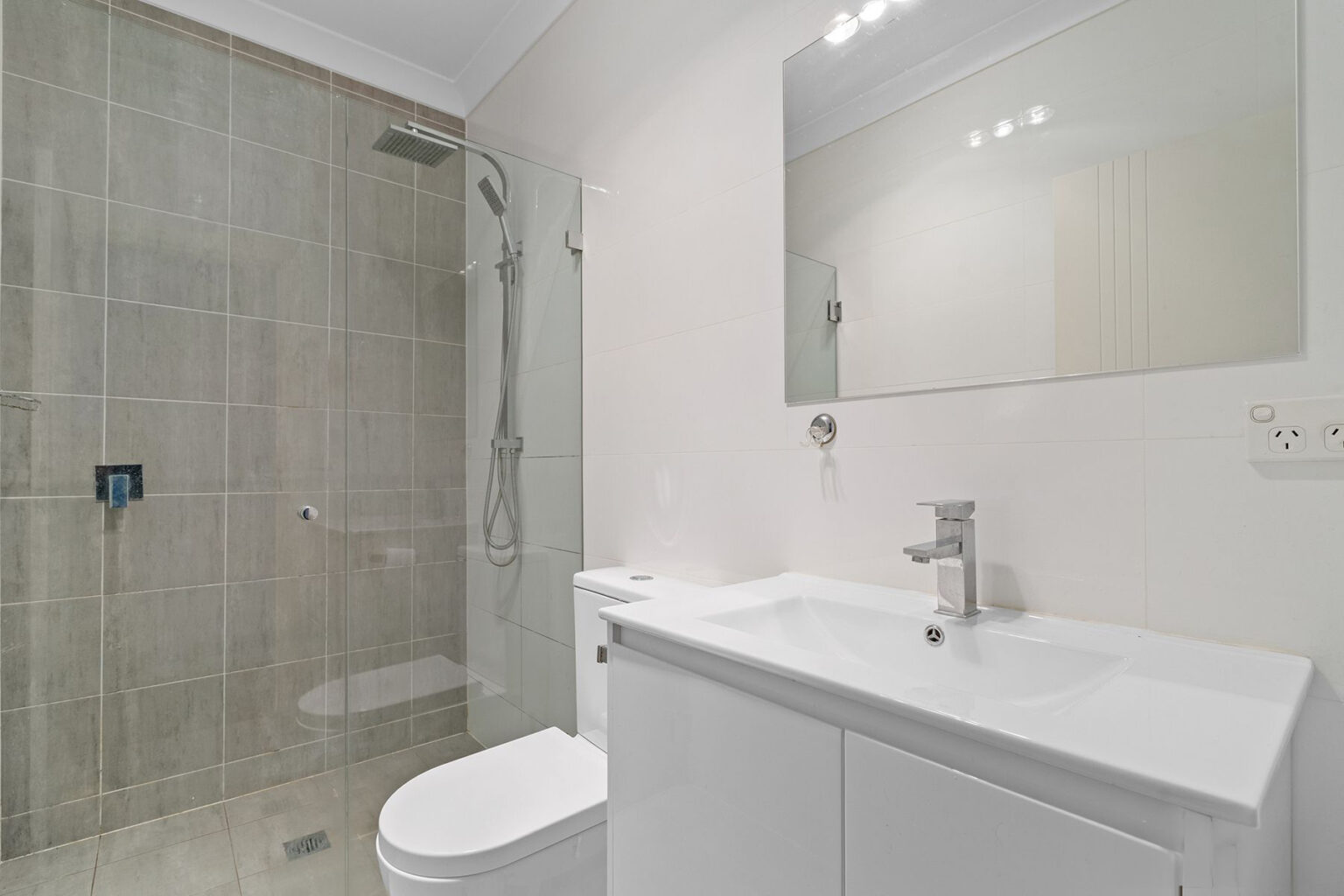 11/209-213 Memorial Avenue, Liverpool NSW 2170 – photo 6 of 13