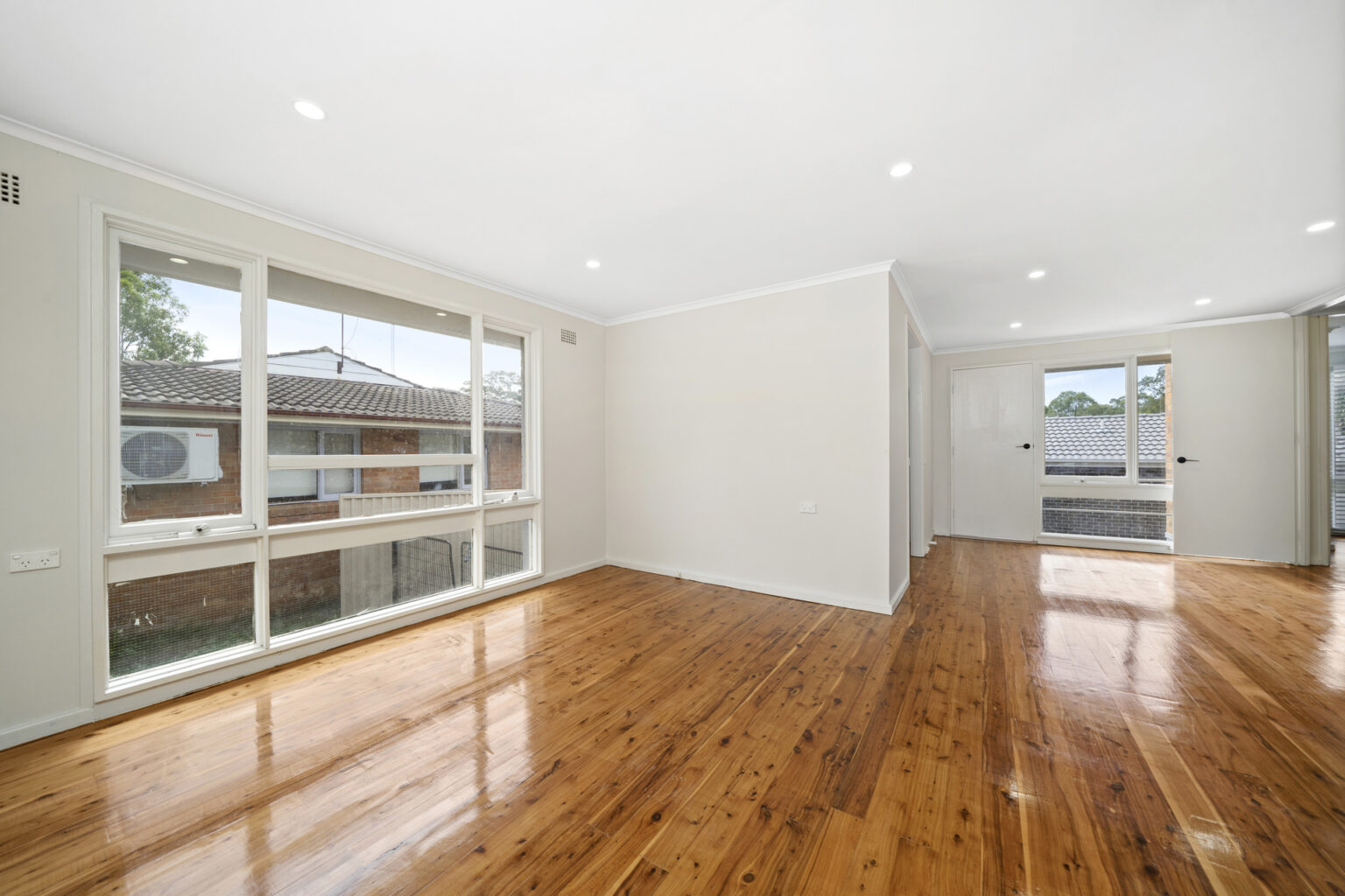 40 Bligh Avenue, Lurnea NSW 2170 – photo 6 of 12