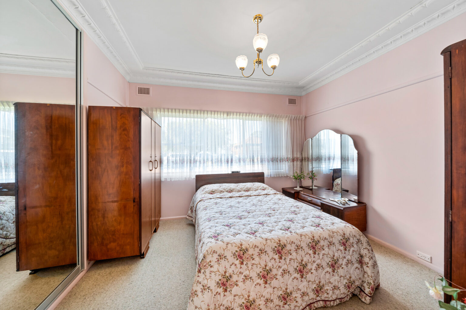 27 Stanton Street, Liverpool NSW 2170 – photo 7 of 13