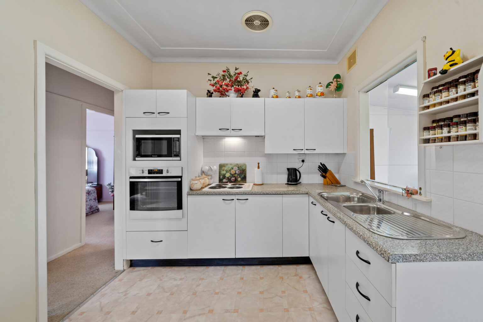 27 Stanton Street, Liverpool NSW 2170 – photo 3 of 13