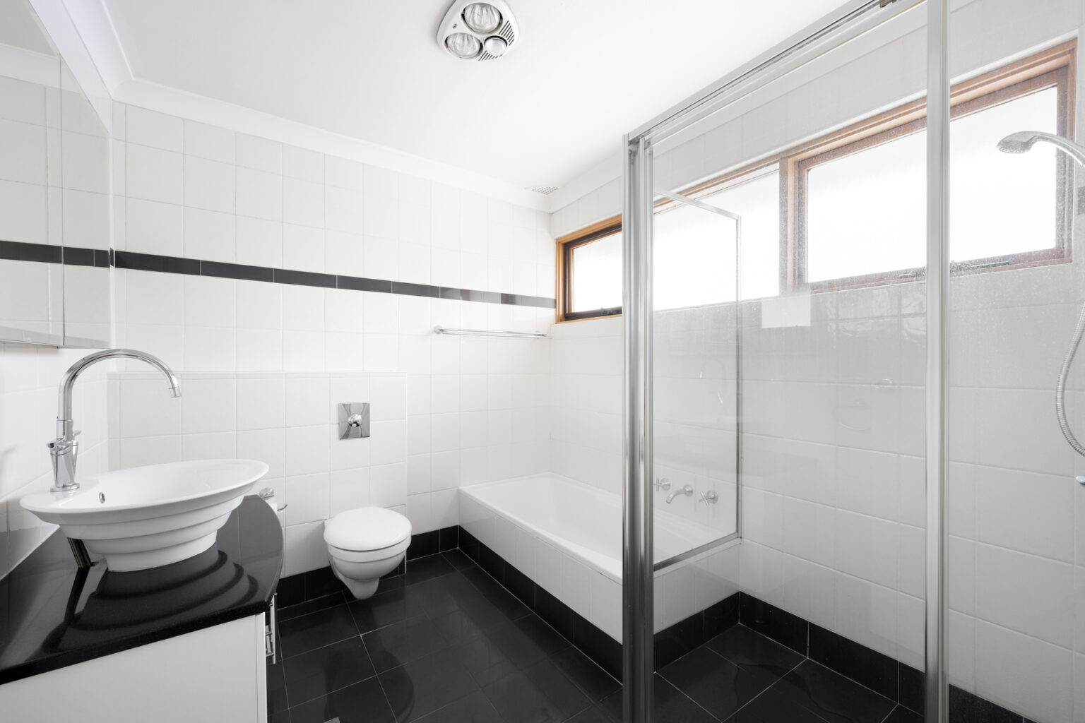 4/100 Hoxton Park Road, Lurnea NSW 2170 – photo 6 of 9