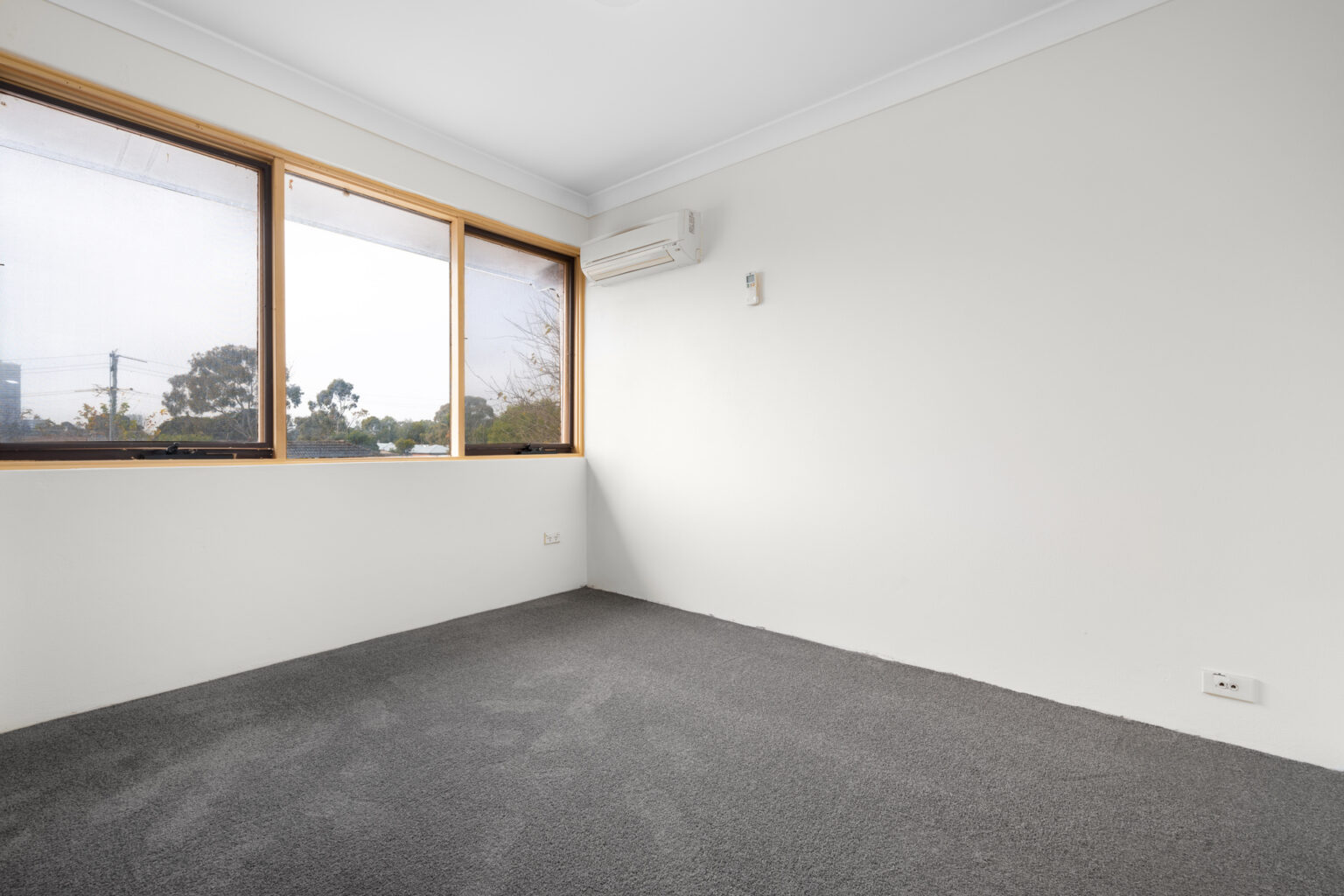 4/100 Hoxton Park Road, Lurnea NSW 2170 – photo 7 of 9
