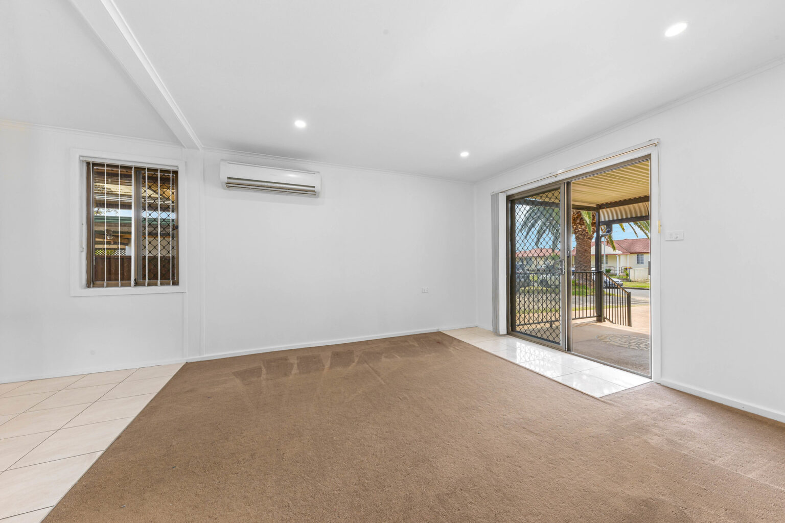 8 Harrison Street, Ashcroft NSW 2168 – photo 8 of 18
