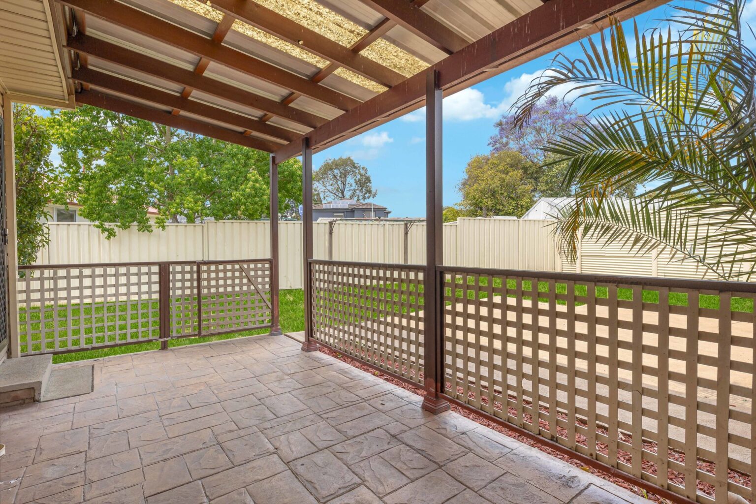 8 Harrison Street, Ashcroft NSW 2168 – photo 14 of 18