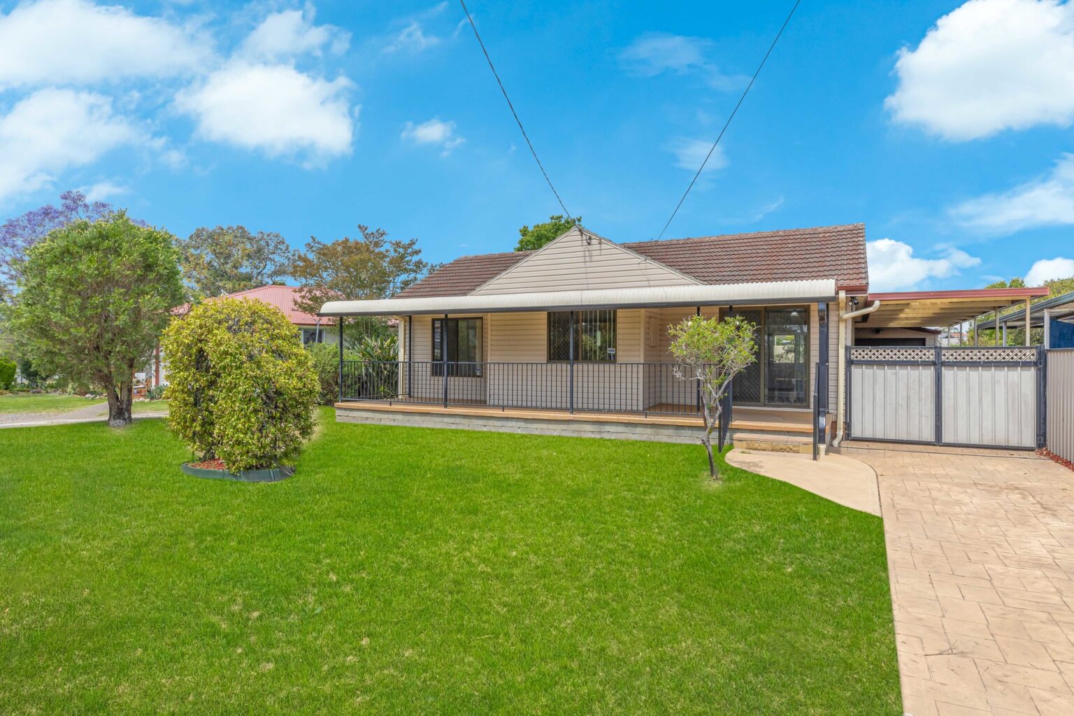 8 Harrison Street, Ashcroft NSW 2168