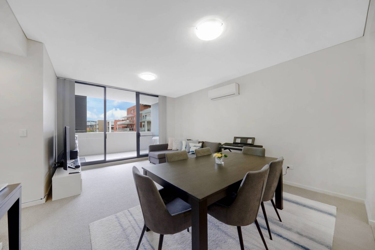 72/1 Bathurst Street, Liverpool NSW 2170 – photo 4 of 9