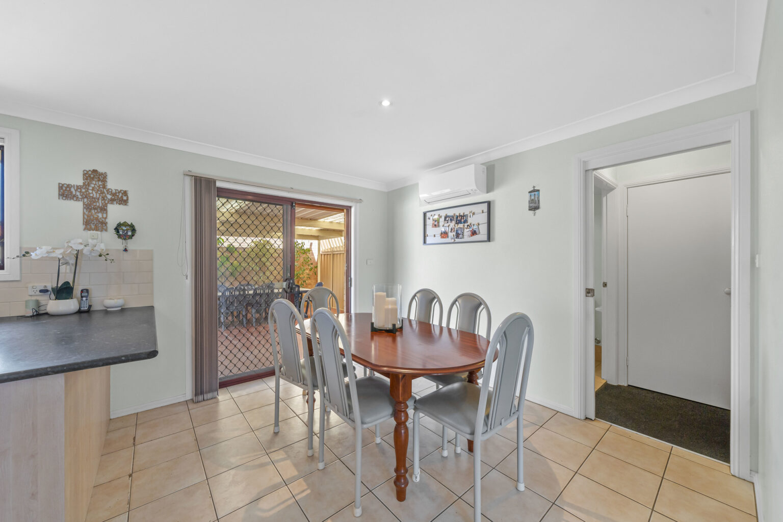 5/69 Gill Avenue, Liverpool NSW 2170 – photo 3 of 10