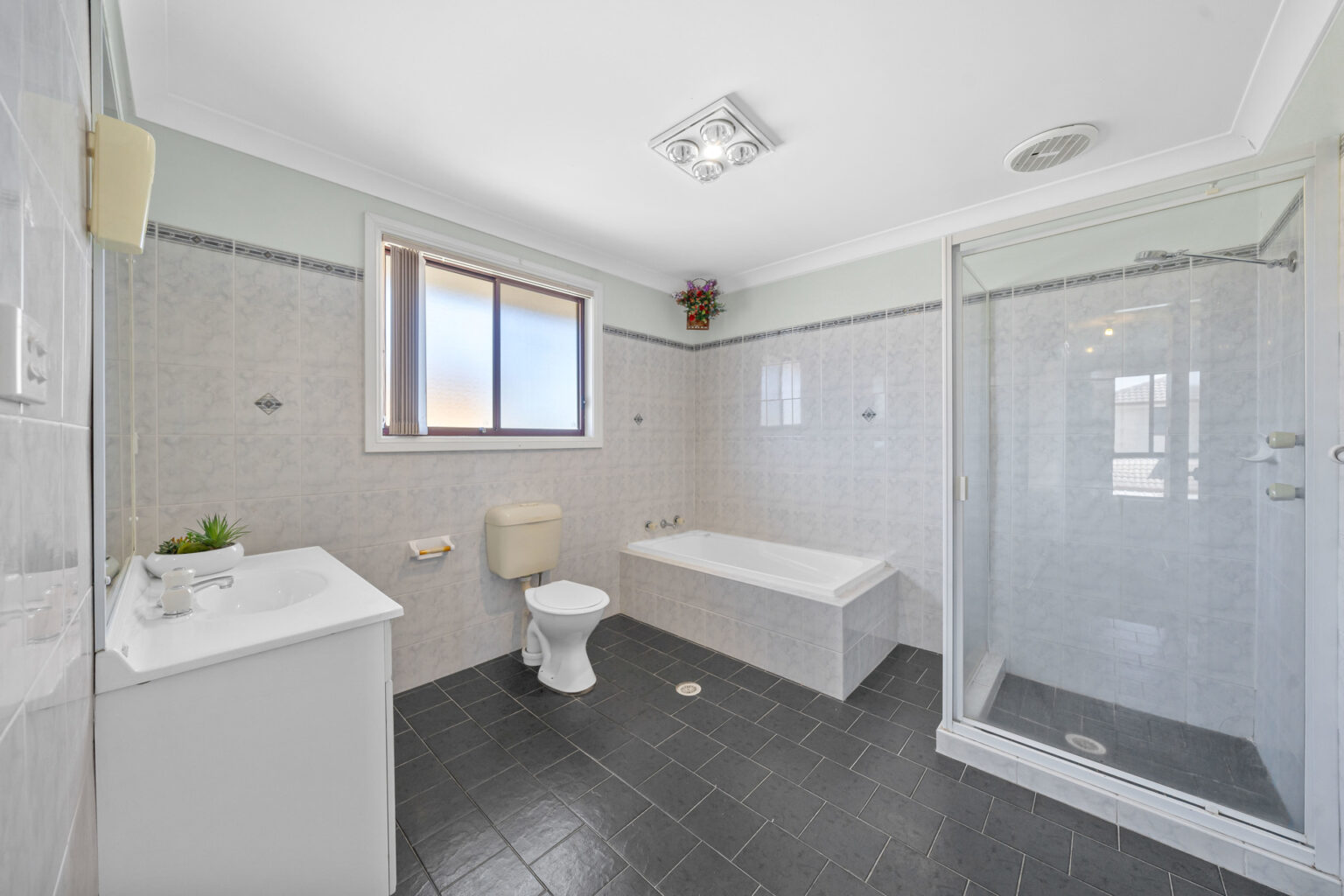5/69 Gill Avenue, Liverpool NSW 2170 – photo 7 of 10