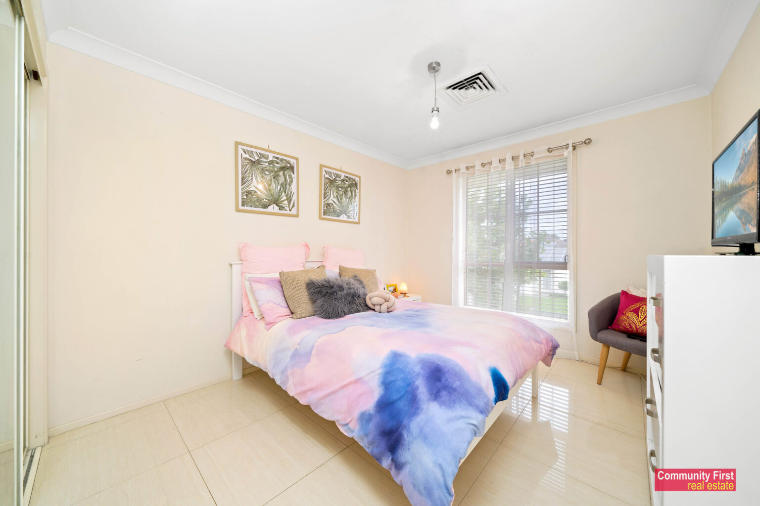 68 Latina Circuit, Prestons NSW 2170 – photo 6 of 12