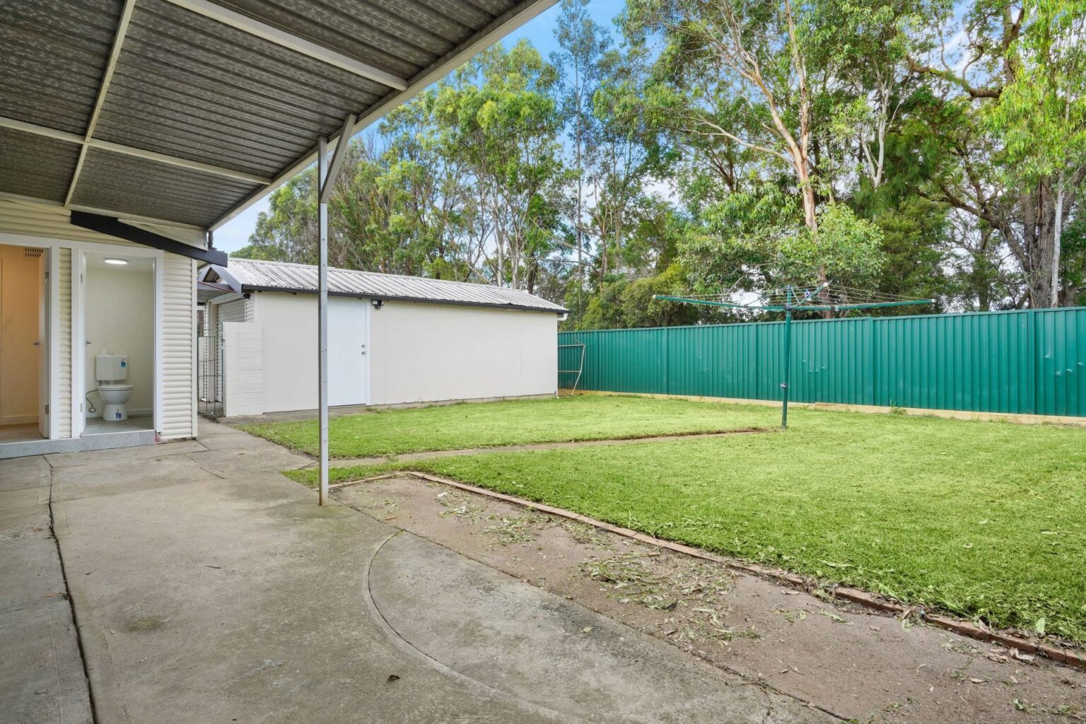 21 Tresalam Street, Mount Pritchard NSW 2170 – photo 6 of 6