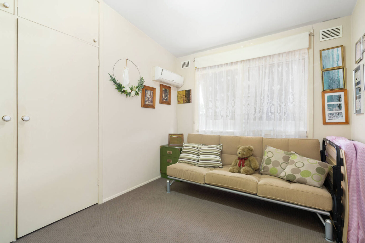 29 Vincent Avenue, Liverpool NSW 2170 – photo 7 of 9