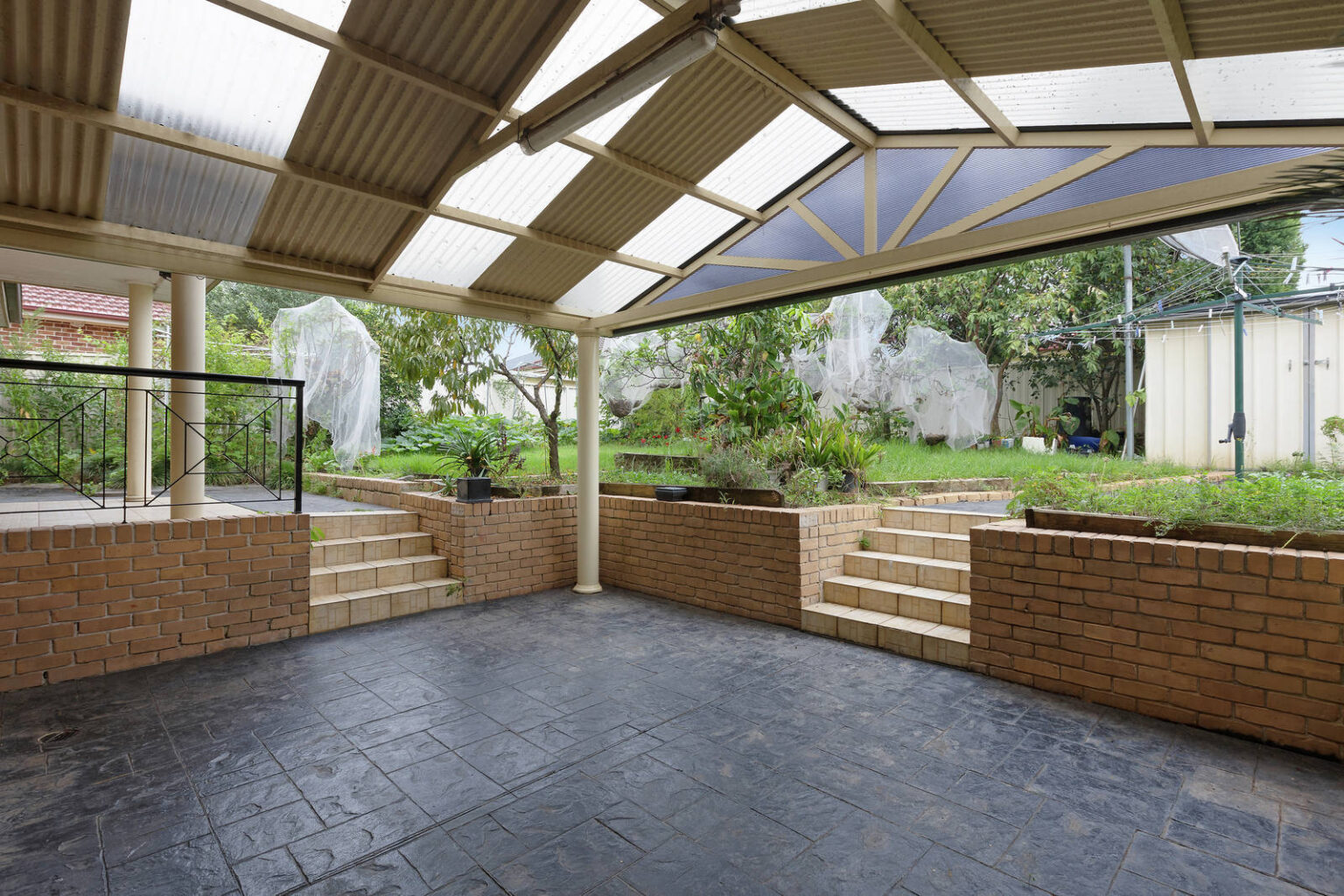 29 Middlehope Street, Bonnyrigg Heights NSW 2177 – photo 9 of 9