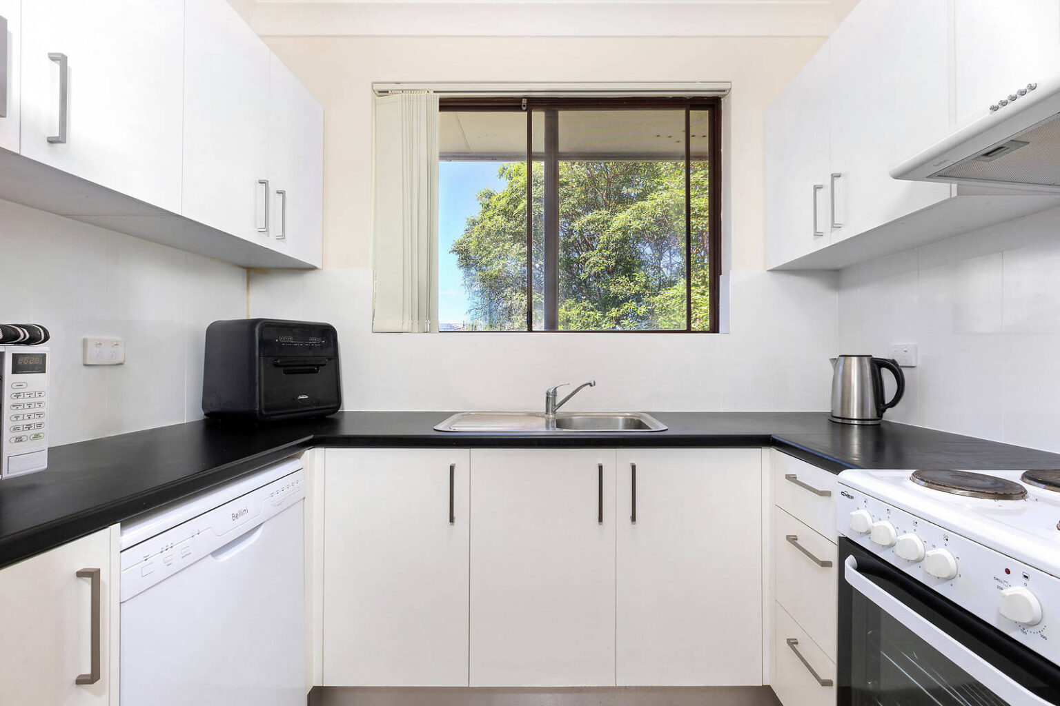 11/111-113 Castlereagh Street, Liverpool NSW 2170 – photo 3 of 6
