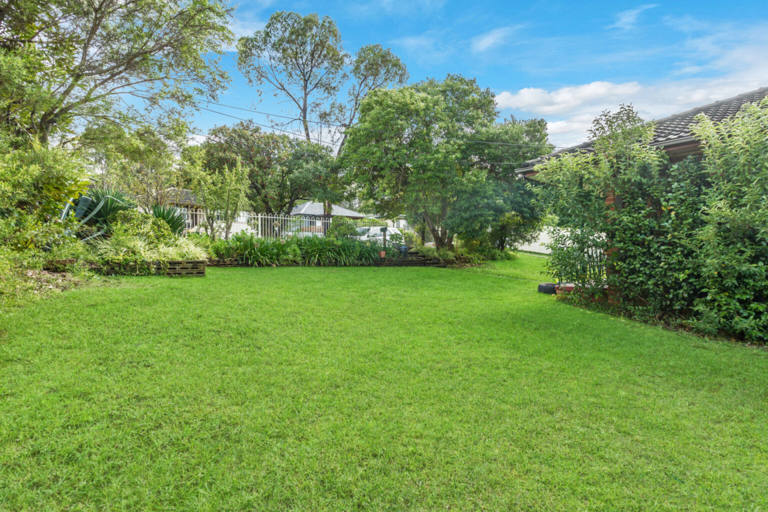 53 Strickland Crescent, Ashcroft NSW 2168 – photo 8 of 10