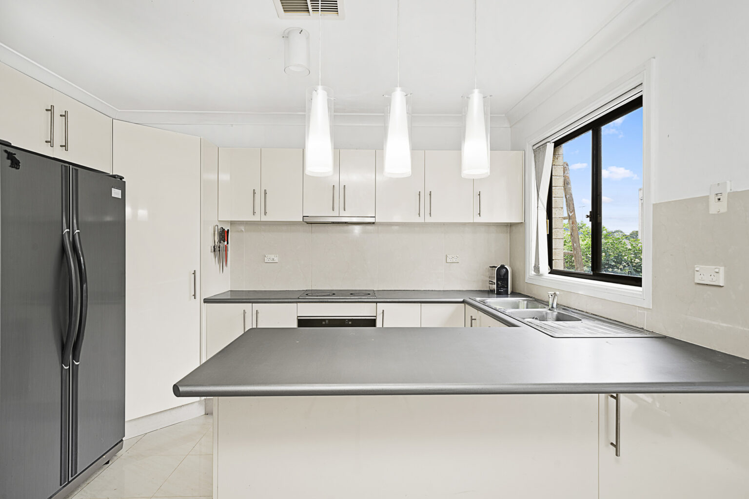 29 Mclean Street, Liverpool NSW 2170 – photo 5 of 11