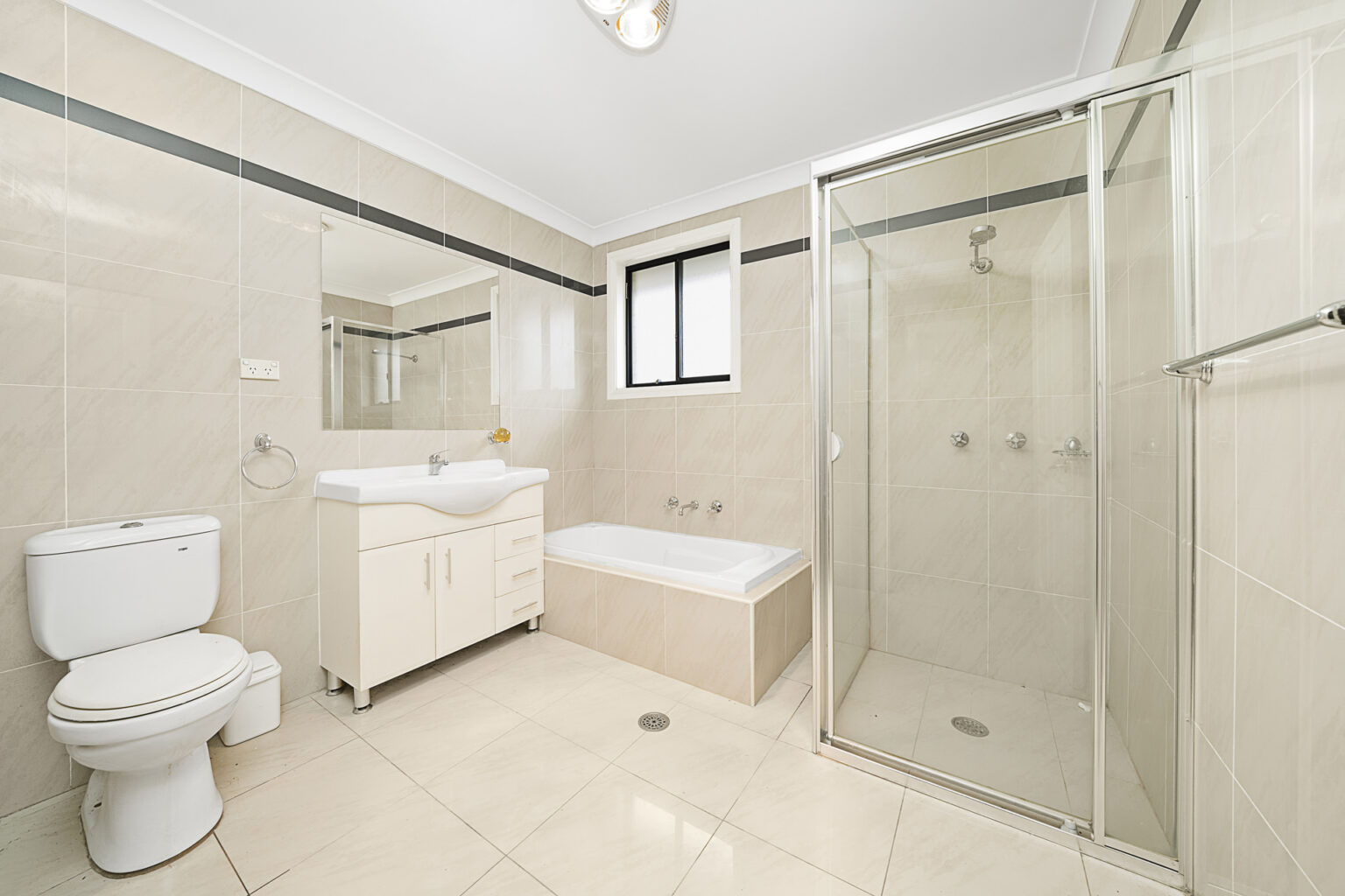 29 Mclean Street, Liverpool NSW 2170 – photo 8 of 11