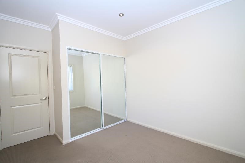 323A1 Elizabeth Drive Mount Pritchard NSW 2170 AUS