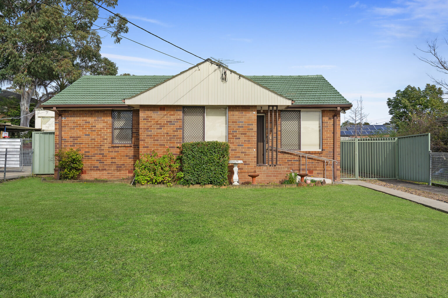 17 Tunbridge Street, Busby NSW 2168