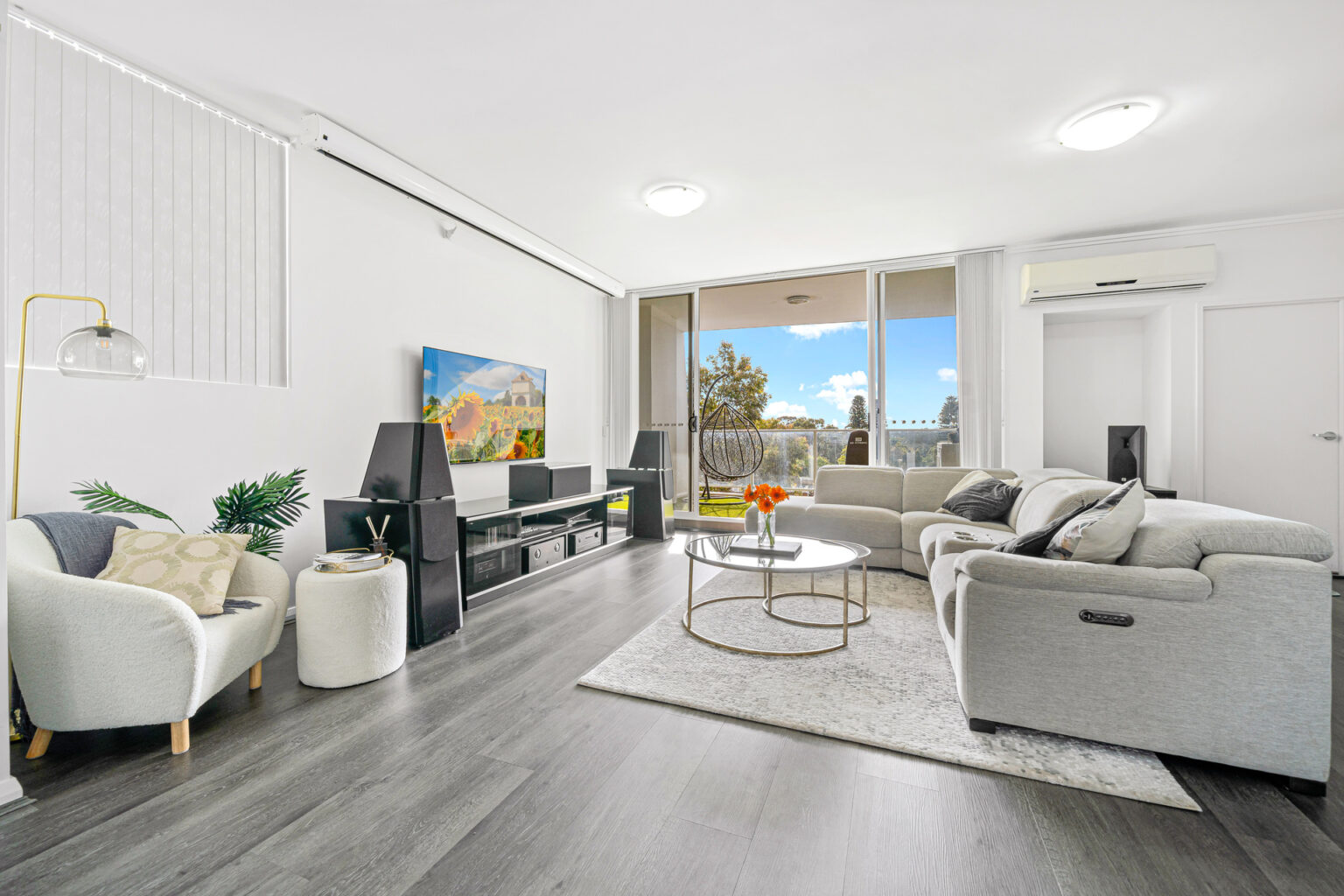301/3 George Street, Warwick Farm NSW 2170 – photo 2 of 6