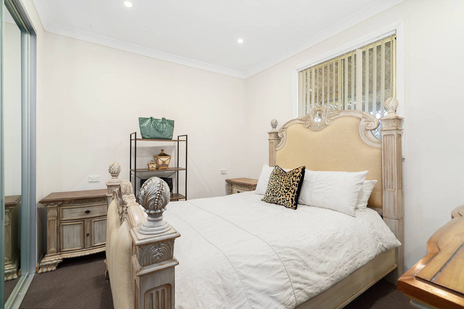 31 Kendee Street, Sadleir NSW 2168 – photo 7 of 10