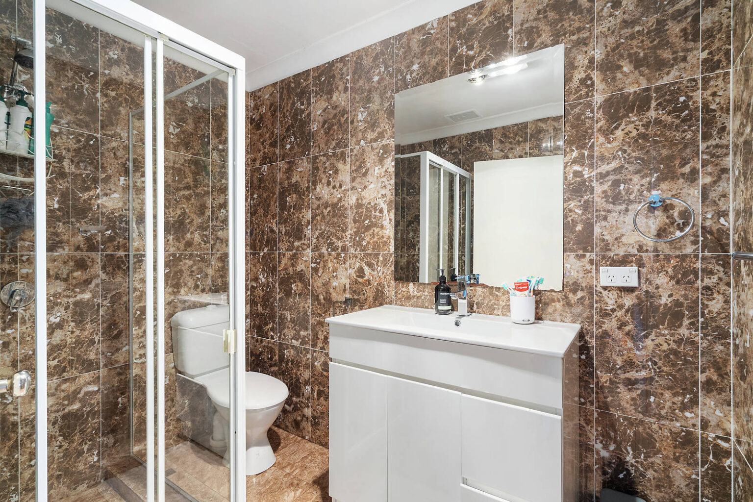 31 Kendee Street, Sadleir NSW 2168 – photo 8 of 10