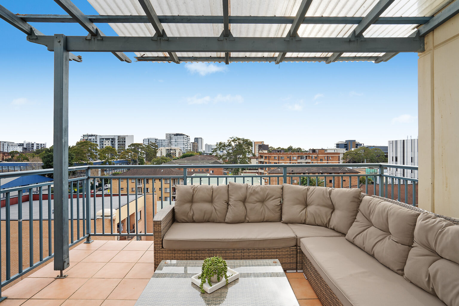 27/9 Elizabeth Street, Liverpool NSW 2170 – photo 3 of 11