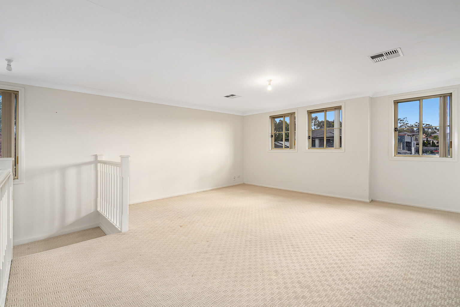 10 Rosella Road, Prestons NSW 2170 – photo 6 of 13