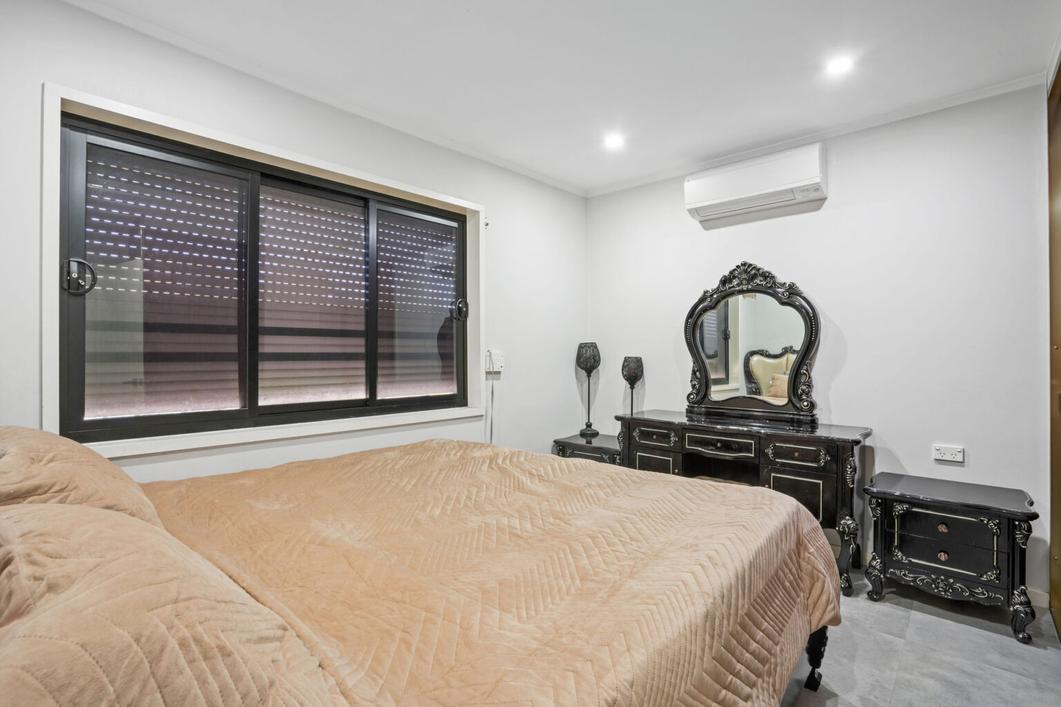 93 Stanwell Crescent, Ashcroft NSW 2168 – photo 4 of 11