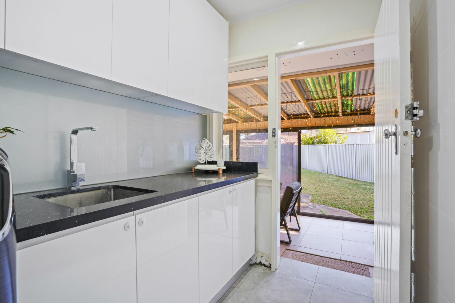 93 Stanwell Crescent, Ashcroft NSW 2168 – photo 8 of 11