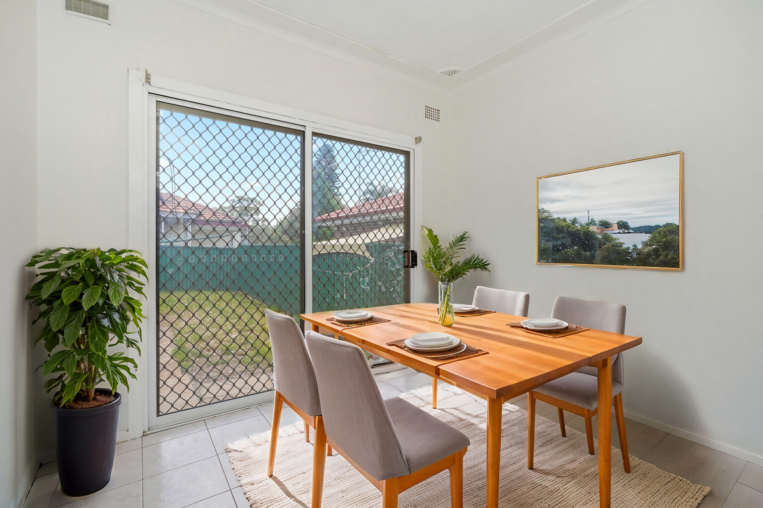 9 Bauer Road, Cabramatta West NSW 2166 – photo 4 of 6