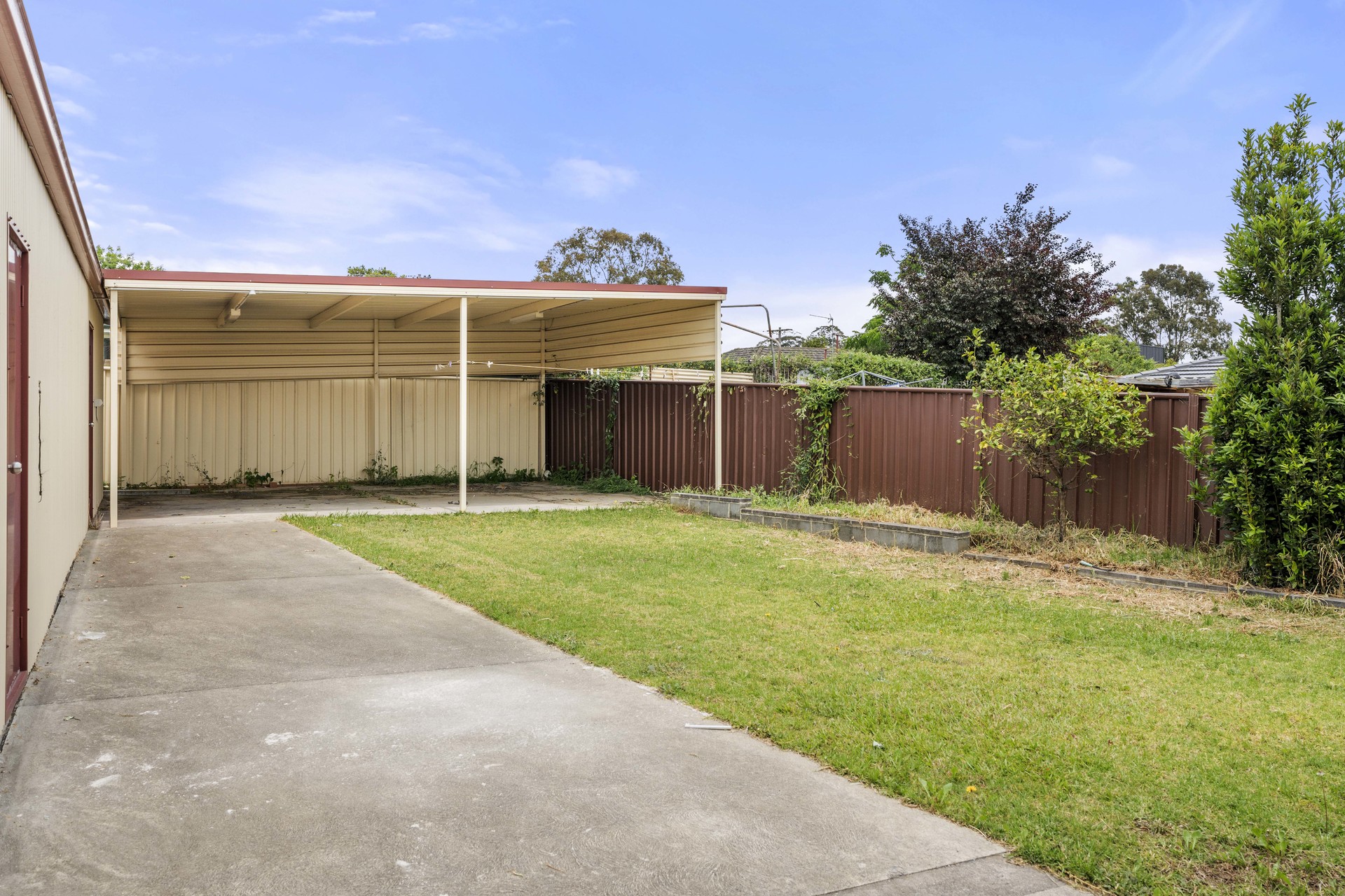 38 Jindabyne Street Heckenberg NSW 2168 AUS