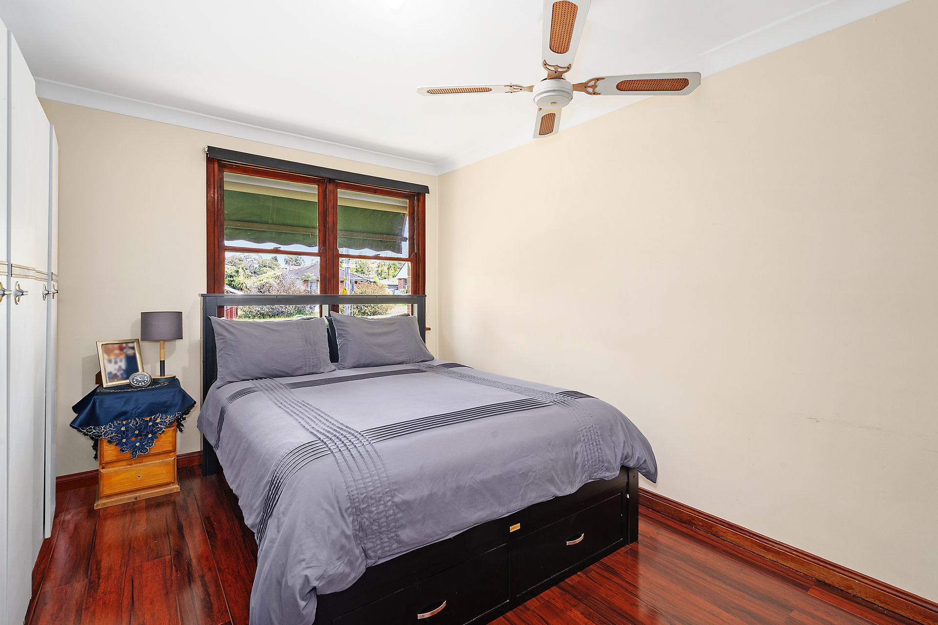 54 Warrigo Street Sadleir NSW 2168 AUS