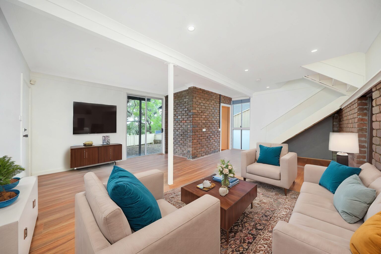 1 Buckland Road, Casula NSW 2170 – photo 7 of 9